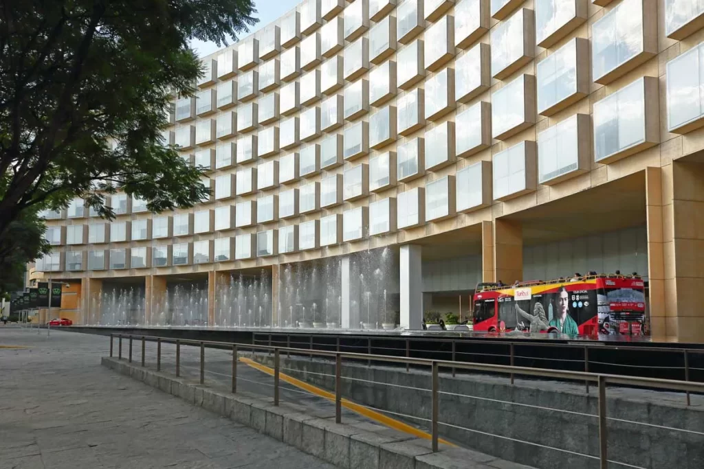 Antara Mall, Polanco District, Mexico City. Photo by Kiko Kairuz 2024.