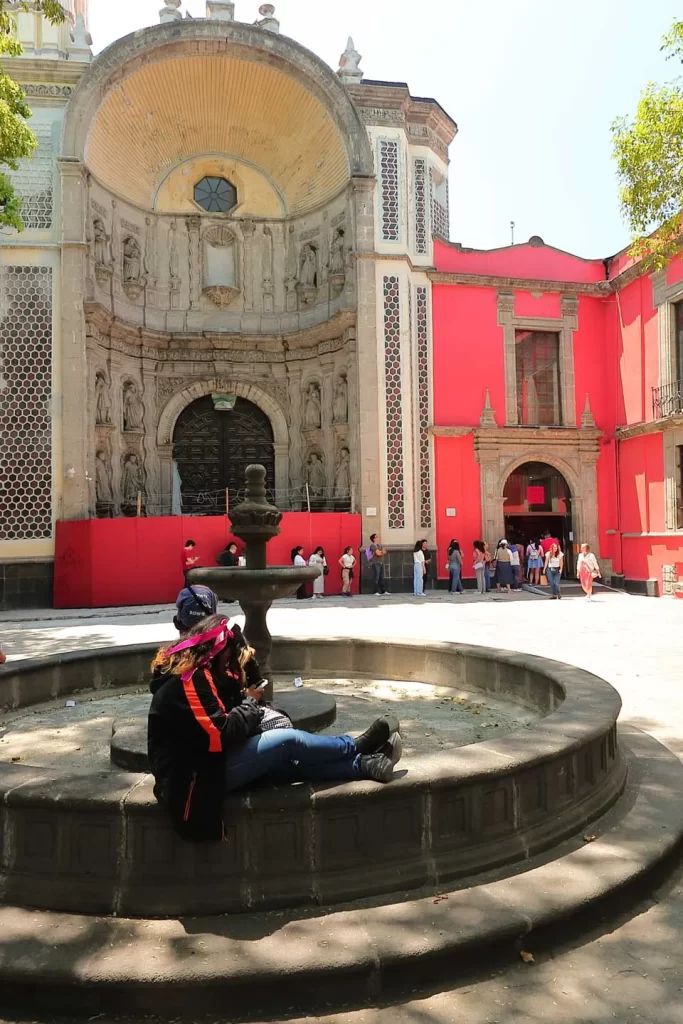 Museo Franz Mayer, Centro Histórico, Ciudad de México, puerta de entrada. Foto © Kiko Kairuz 2024.